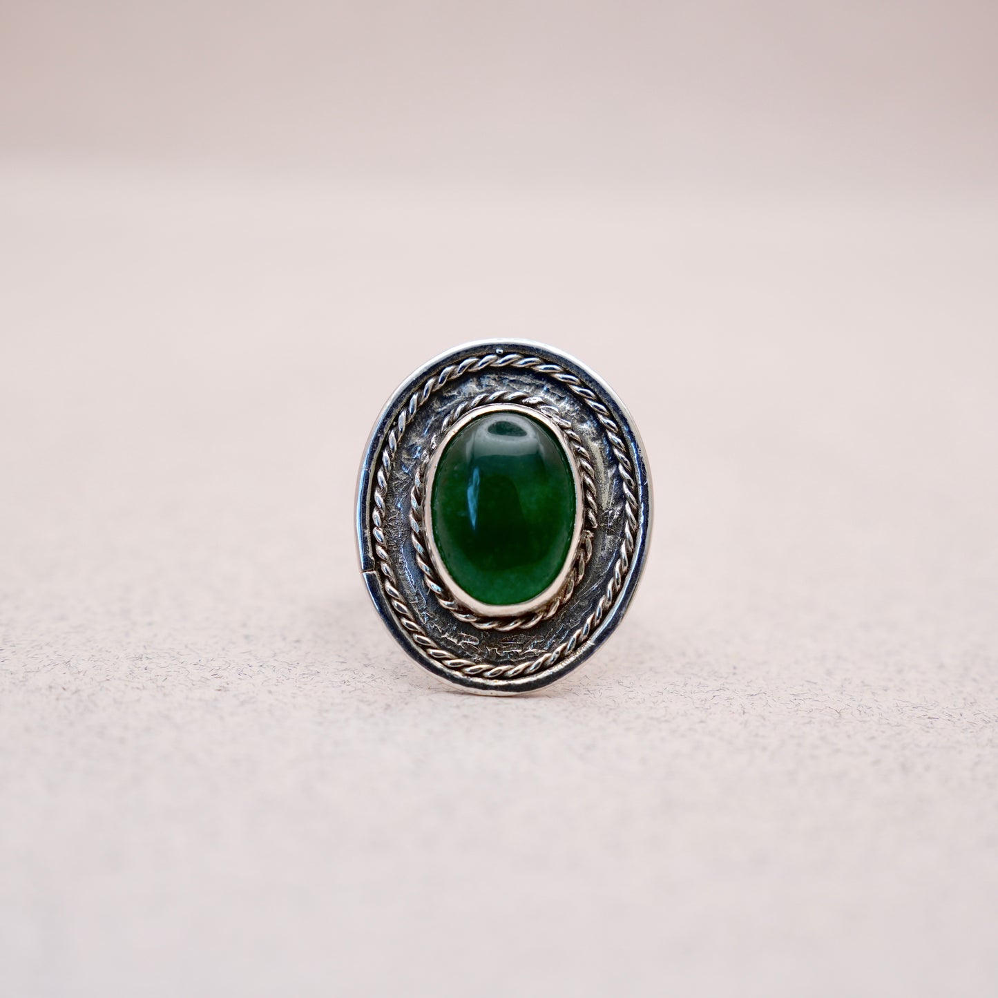 Green oval agate Ring