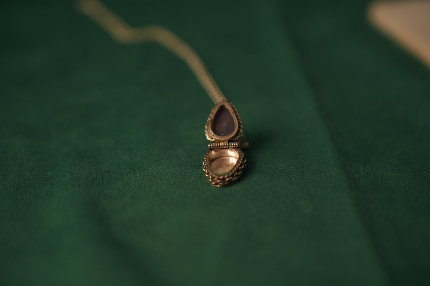 Amethyst Locket – Intricate Detail in a Petite Treasure